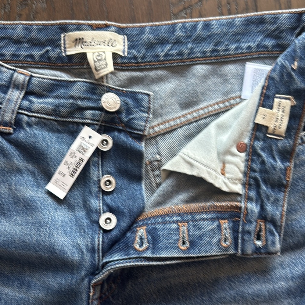 Never worn with tags Madewell The Darted Barrel-leg Jeans - Picture 4 of 5